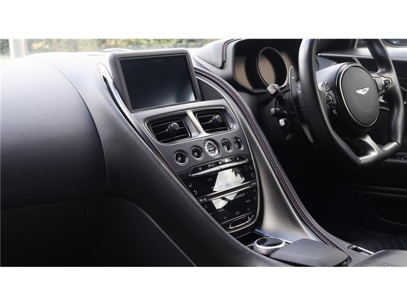 2022 Aston Martin DB11 5.2 V12 BiTurbo