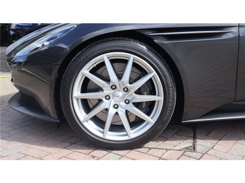 2020 Aston Martin DB11 4.0 V8