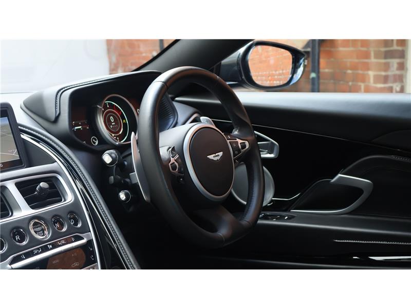 2020 Aston Martin DB11 4.0 V8