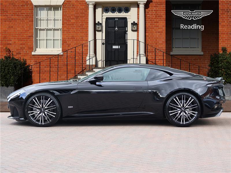 2022 Aston Martin DBS 5.2 V12 BiTurbo