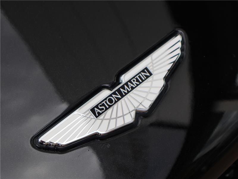 2022 Aston Martin DBS 5.2 V12 BiTurbo