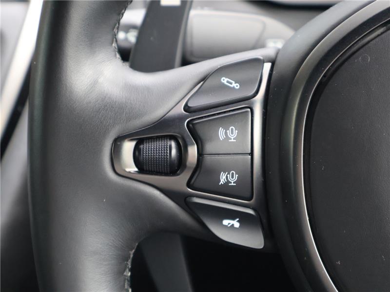 2021 Aston Martin DBS 5.2 V12 BiTurbo Superleggera 