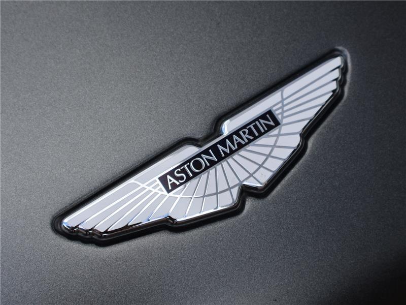 2021 Aston Martin DBS 5.2 V12 BiTurbo Superleggera 