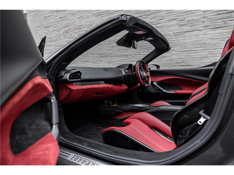 2024 Ferrari 296 GTS