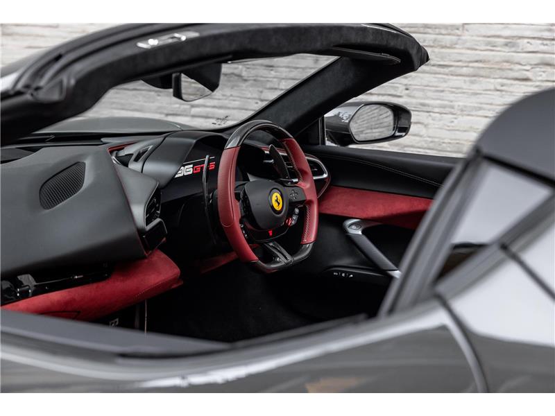2024 Ferrari 296 GTS