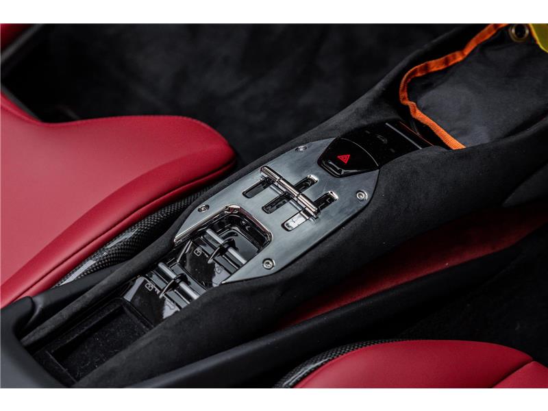 2024 Ferrari 296 GTS