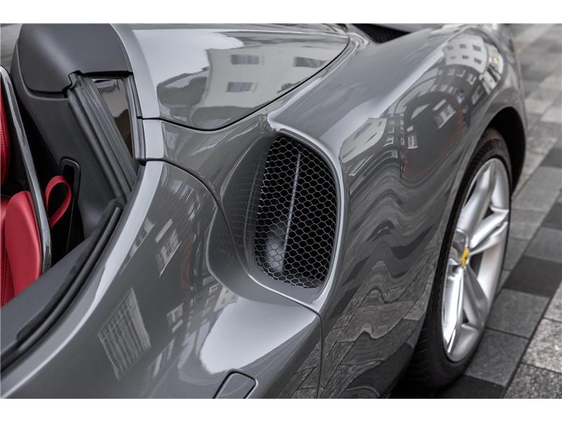 2024 Ferrari 296 GTS