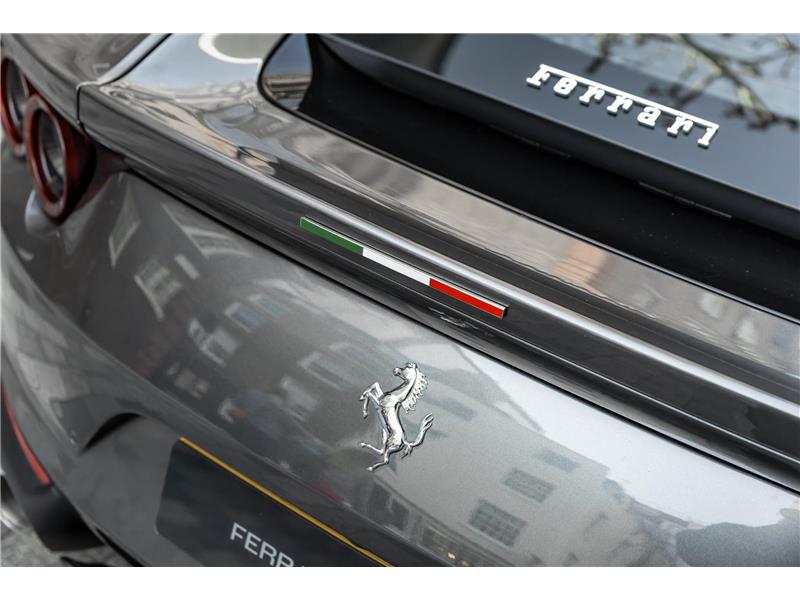 2020 Ferrari 812 Superfast  