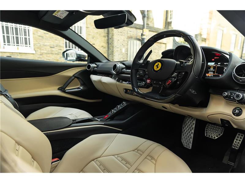 2020 Ferrari 812 Superfast  