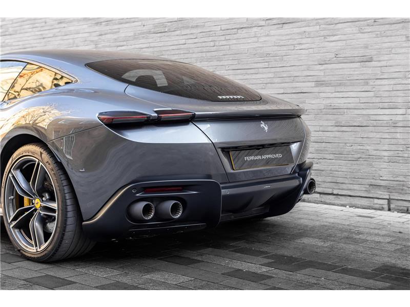 2022 Ferrari Roma  