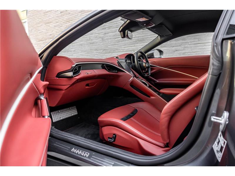 2022 Ferrari Roma  