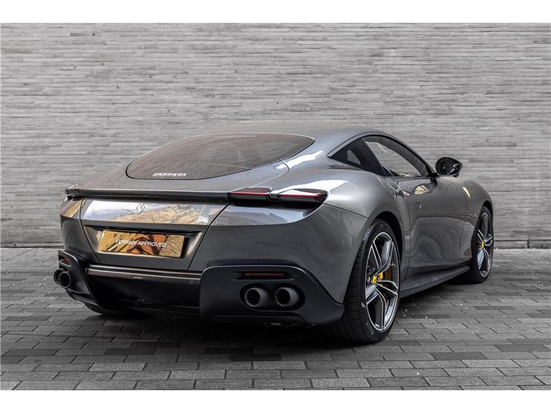 2022 Ferrari Roma  