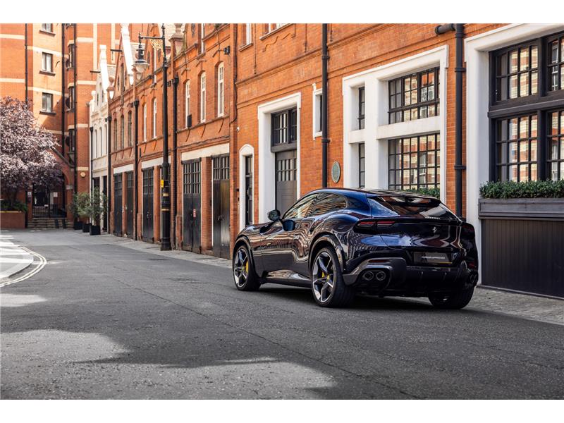2023 Ferrari Purosangue 6.5 V12 STD