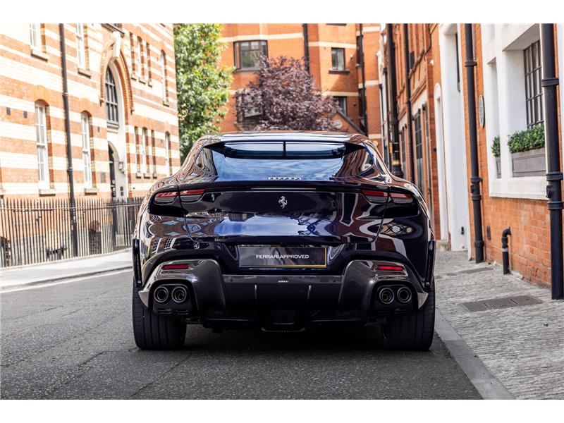 2023 Ferrari Purosangue 6.5 V12 STD