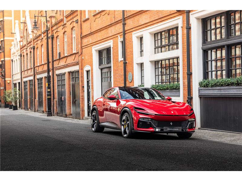 2025 Ferrari Purosangue 6.5 V12 STD