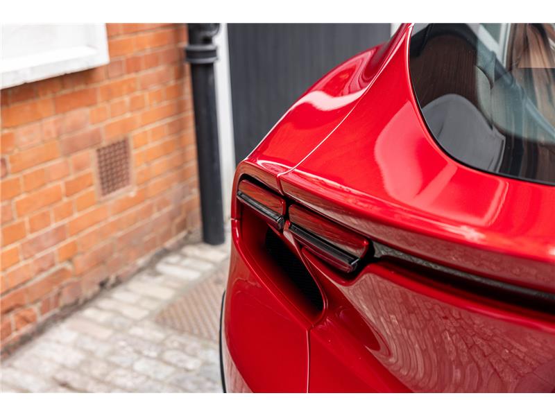 2025 Ferrari Purosangue 6.5 V12 STD