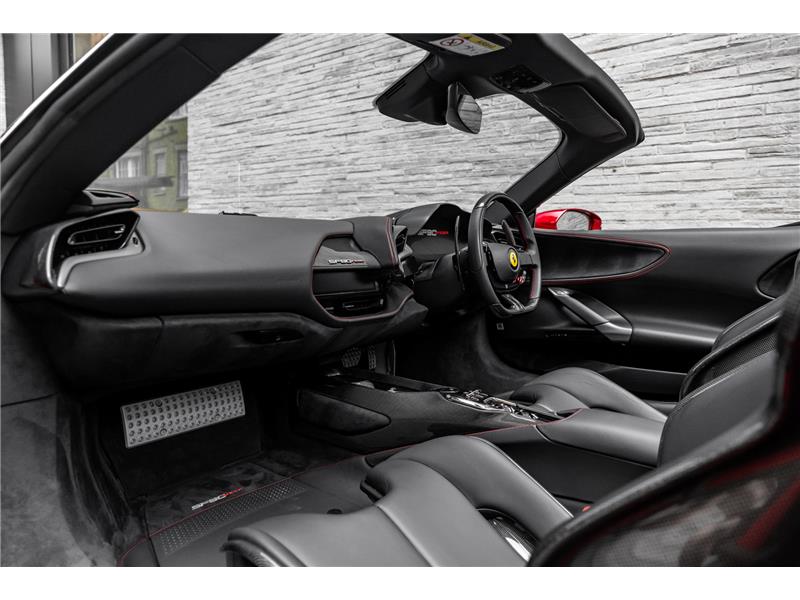 2022 Ferrari SF90 Spider 4.0 T V8