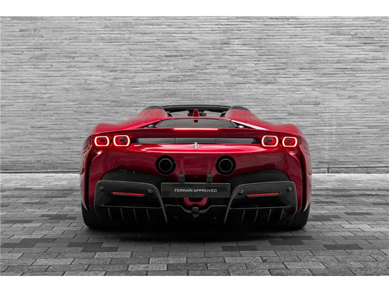 2022 Ferrari SF90 Spider 4.0 T V8