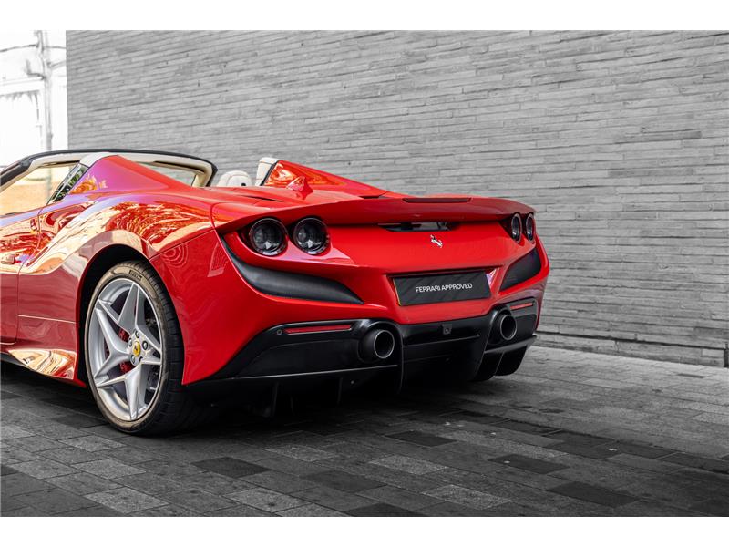 2021 Ferrari F8 Spider 3.9 T V8