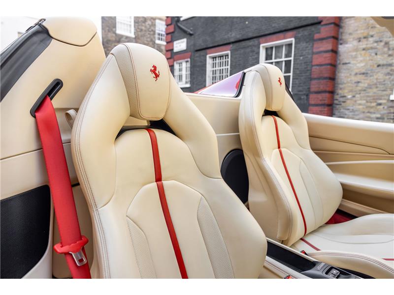 2021 Ferrari F8 Spider 3.9 T V8