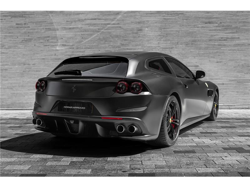2018 Ferrari GTC4Lusso 6.3 V12