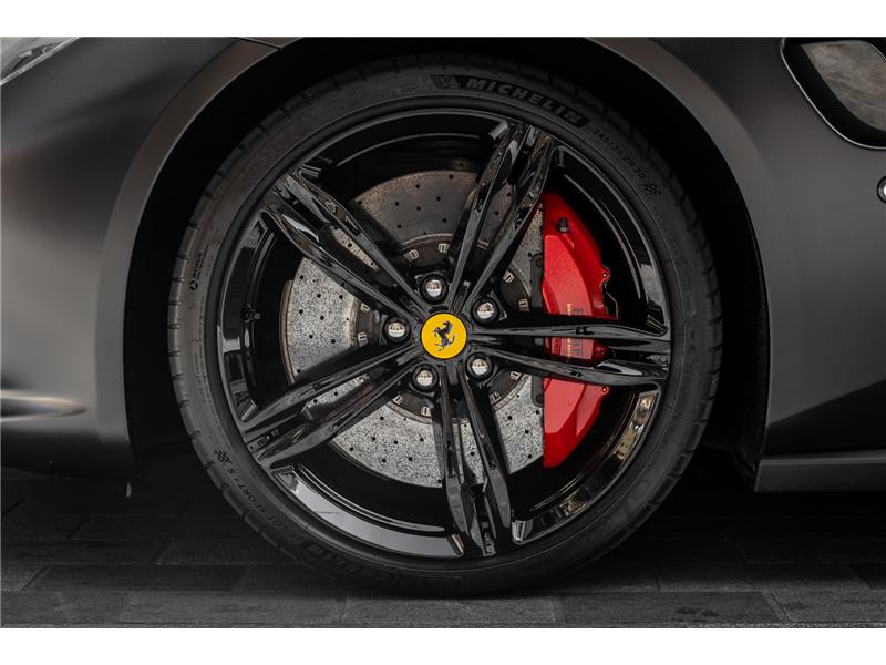 2018 Ferrari GTC4Lusso 6.3 V12
