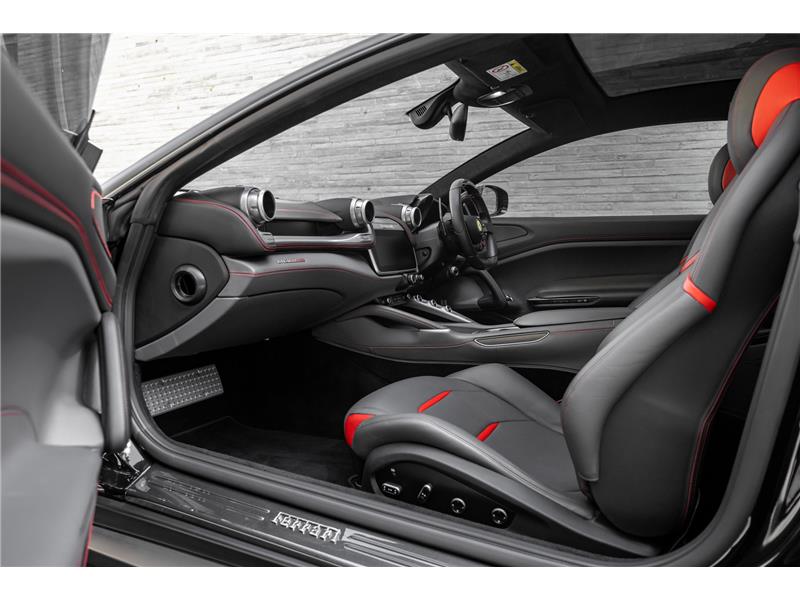 2018 Ferrari GTC4Lusso 6.3 V12