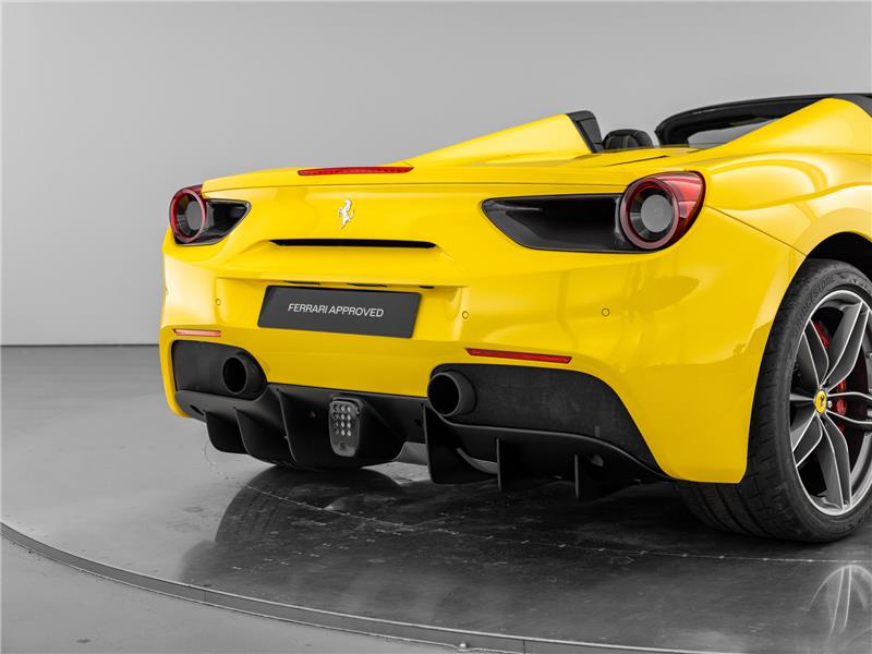 2018 Ferrari 488 3.9 T V8