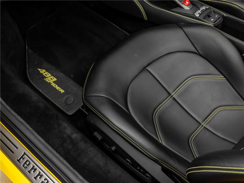 2018 Ferrari 488 3.9 T V8