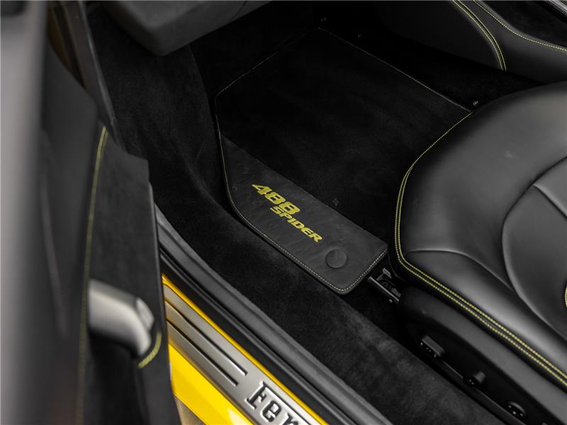 2018 Ferrari 488 3.9 T V8