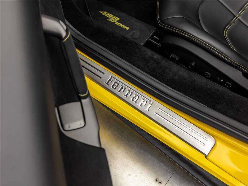 2018 Ferrari 488 3.9 T V8