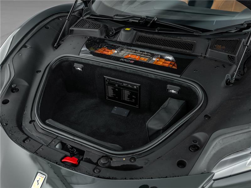 2023 Ferrari SF90 Spider 4.0 T V8
