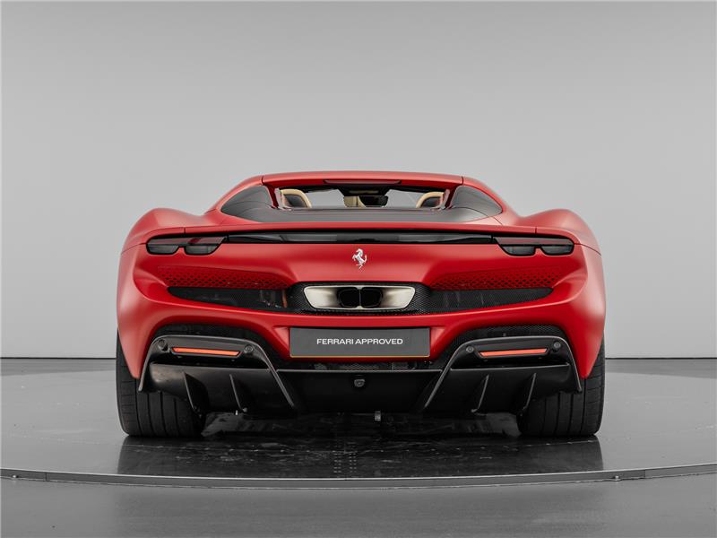 2023 Ferrari 296 GTS 3.0 T V6