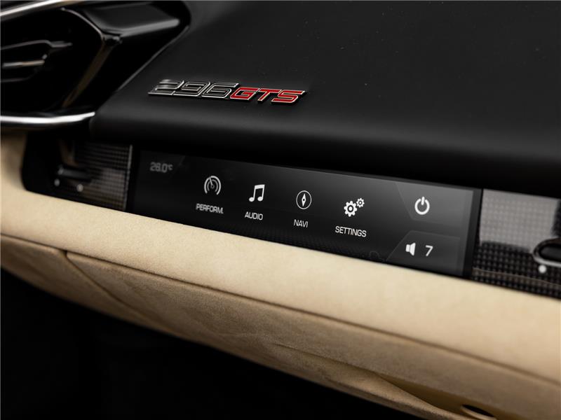 2023 Ferrari 296 GTS 3.0 T V6