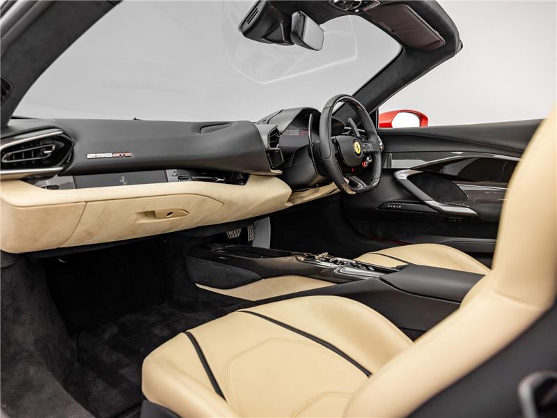 2023 Ferrari 296 GTS 3.0 T V6