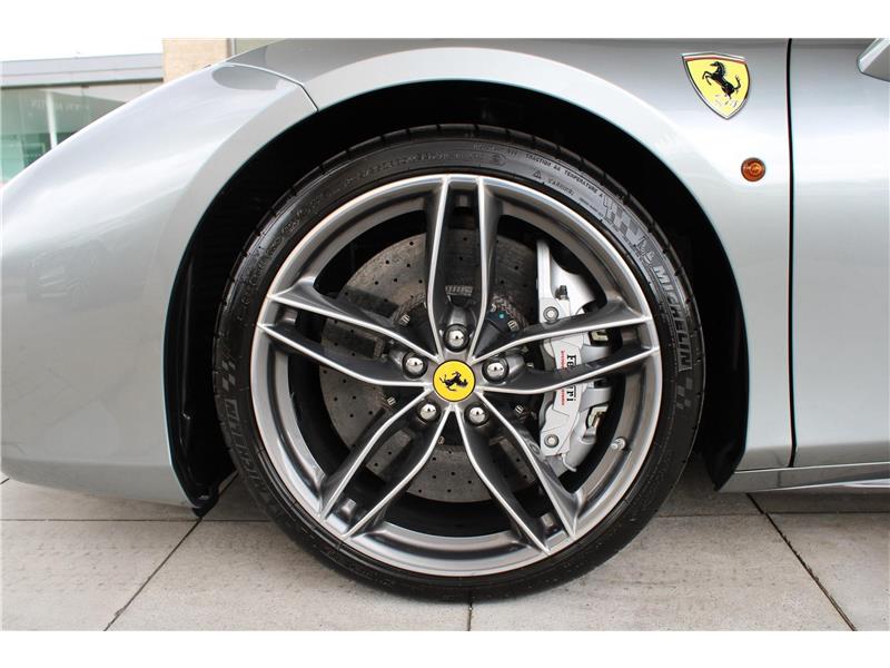 2017 Ferrari 488 Spider F1 DCT