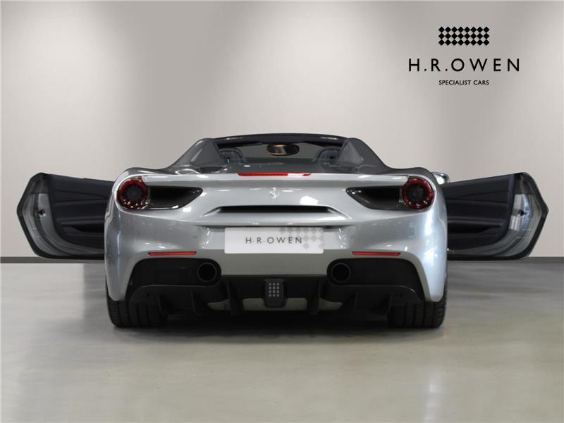 2017 Ferrari 488 Spider F1 DCT