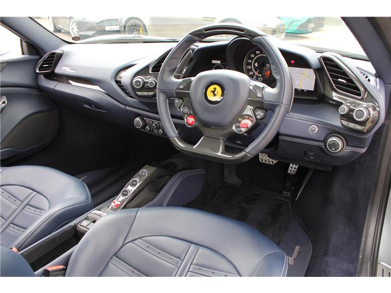 2017 Ferrari 488 Spider F1 DCT