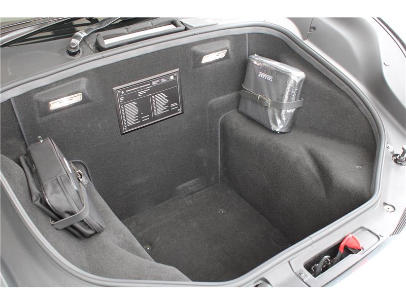 2017 Ferrari 488 Spider F1 DCT