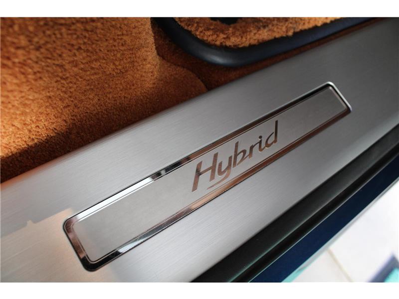 2021 Bentley Bentayga V6 Hybrid