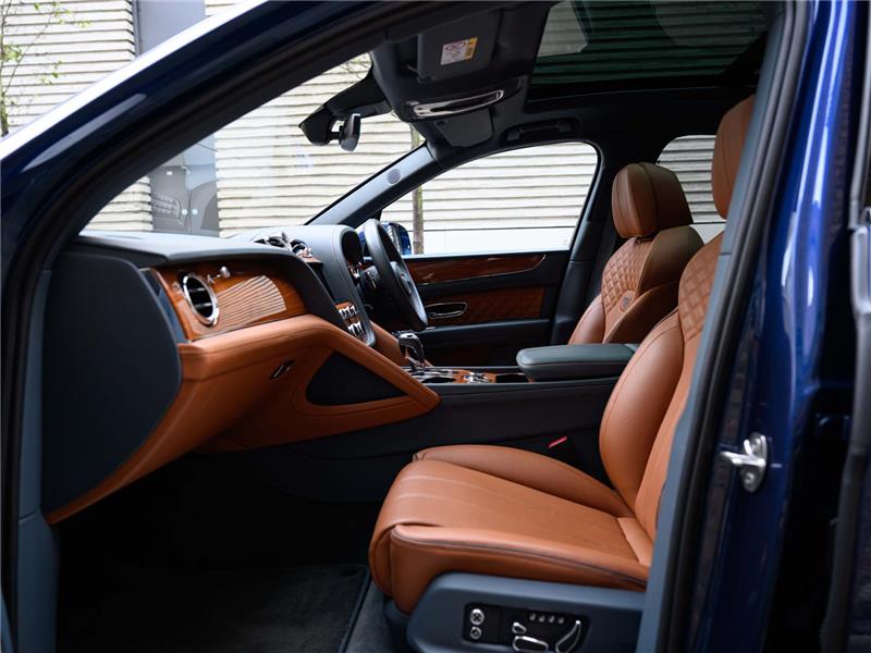 2022 Bentley Bentayga V6 Hybrid