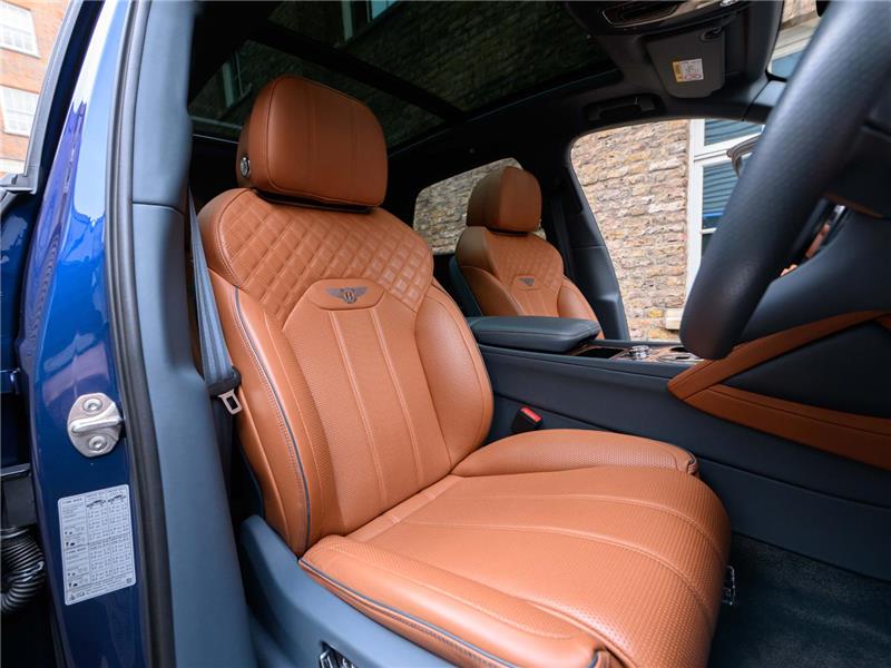 2022 Bentley Bentayga V6 Hybrid