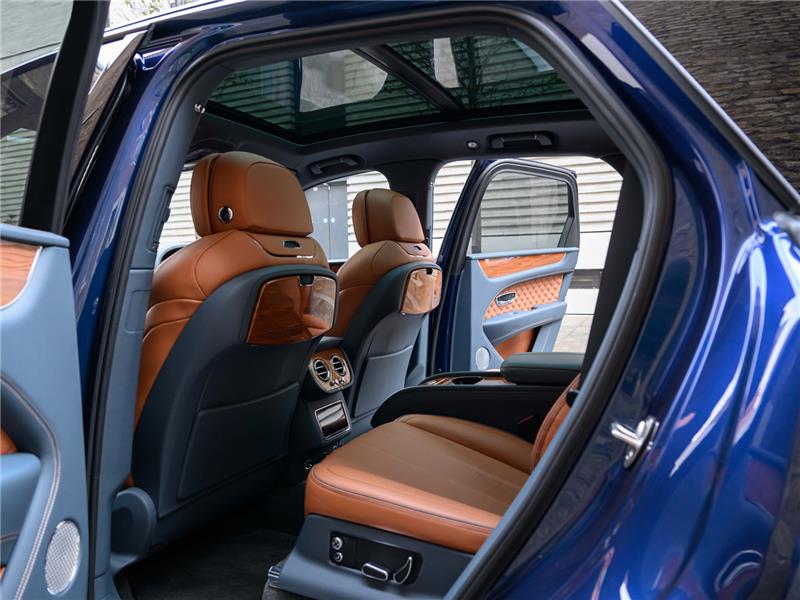 2022 Bentley Bentayga V6 Hybrid