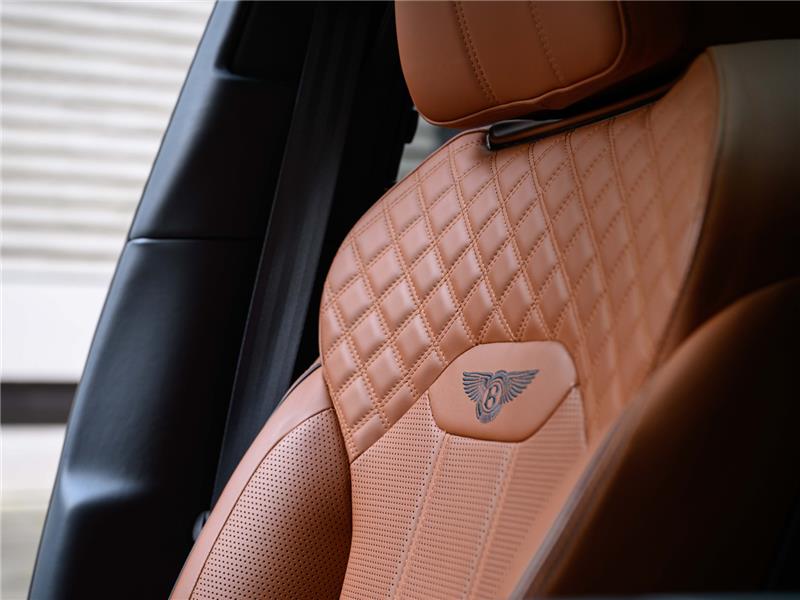 2022 Bentley Bentayga V6 Hybrid