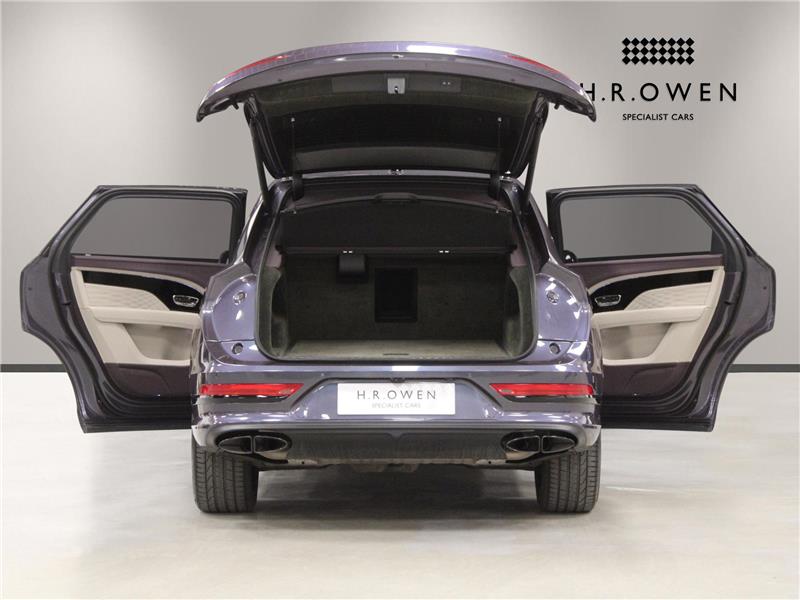 2022 Bentley Bentayga EWB Azure