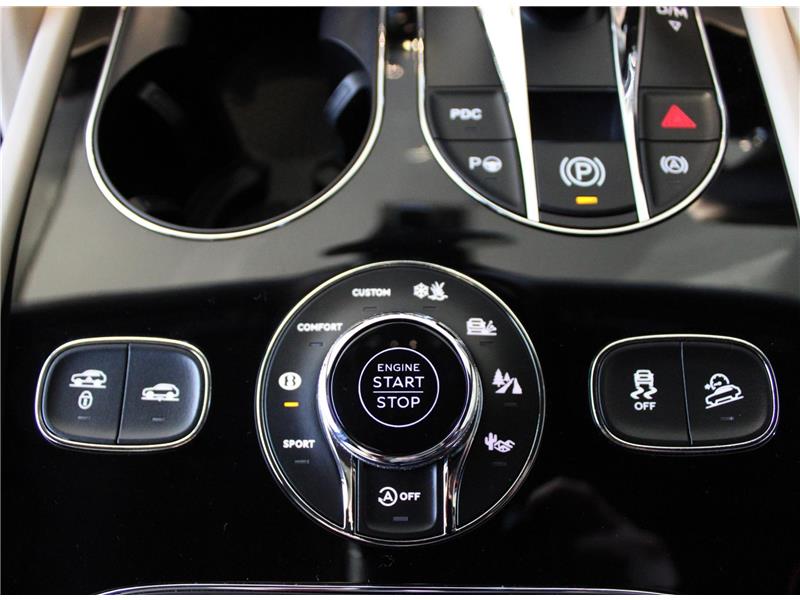 2022 Bentley Bentayga EWB Azure