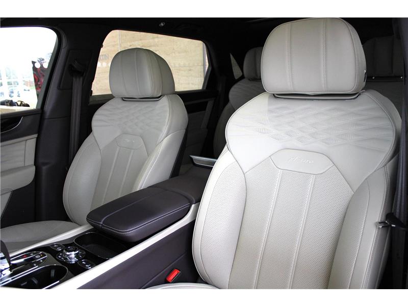 2022 Bentley Bentayga EWB Azure