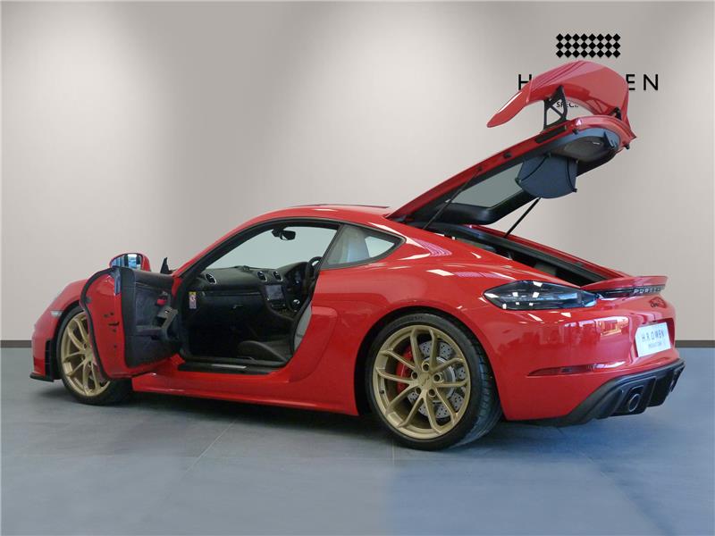 2020 Porsche 718 Cayman GT4