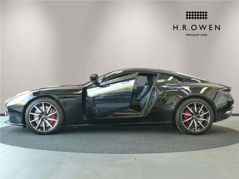 2021 Aston Martin DB11 V8