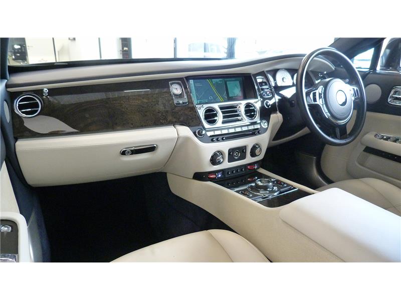 2015 Rolls-Royce Wraith 6.6 V12 STD